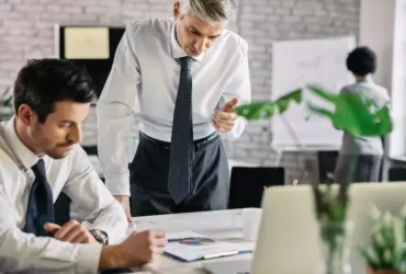 استخدام مدیر بازرگانی