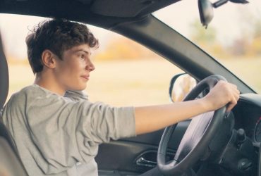 آیا رانندگان جوان بیشتر به جریمه‌های سرعت بی‌توجه‌اند