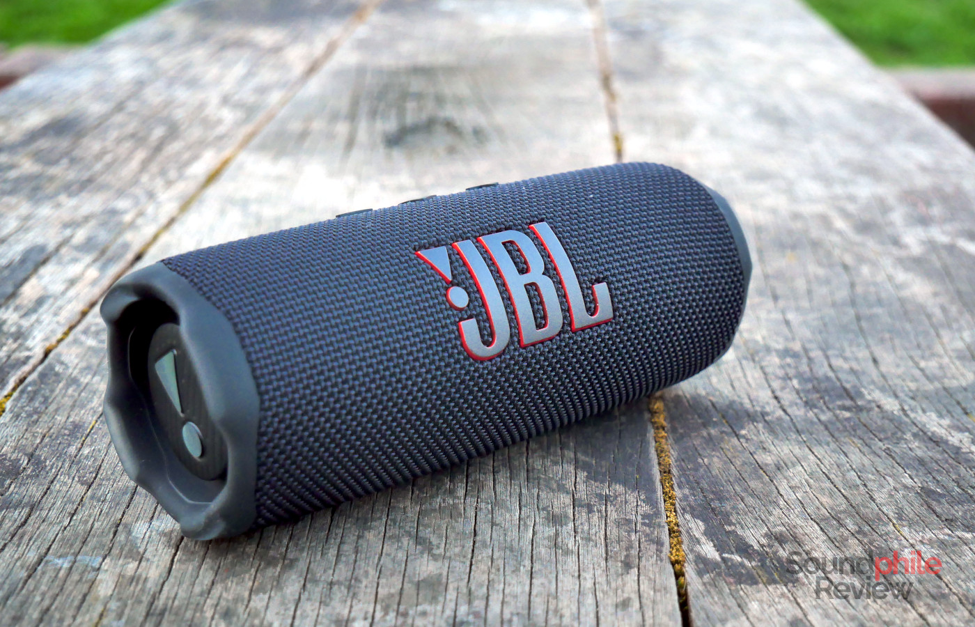 JBL Flip 7 review: flippin' good... or not? - Soundphile Review